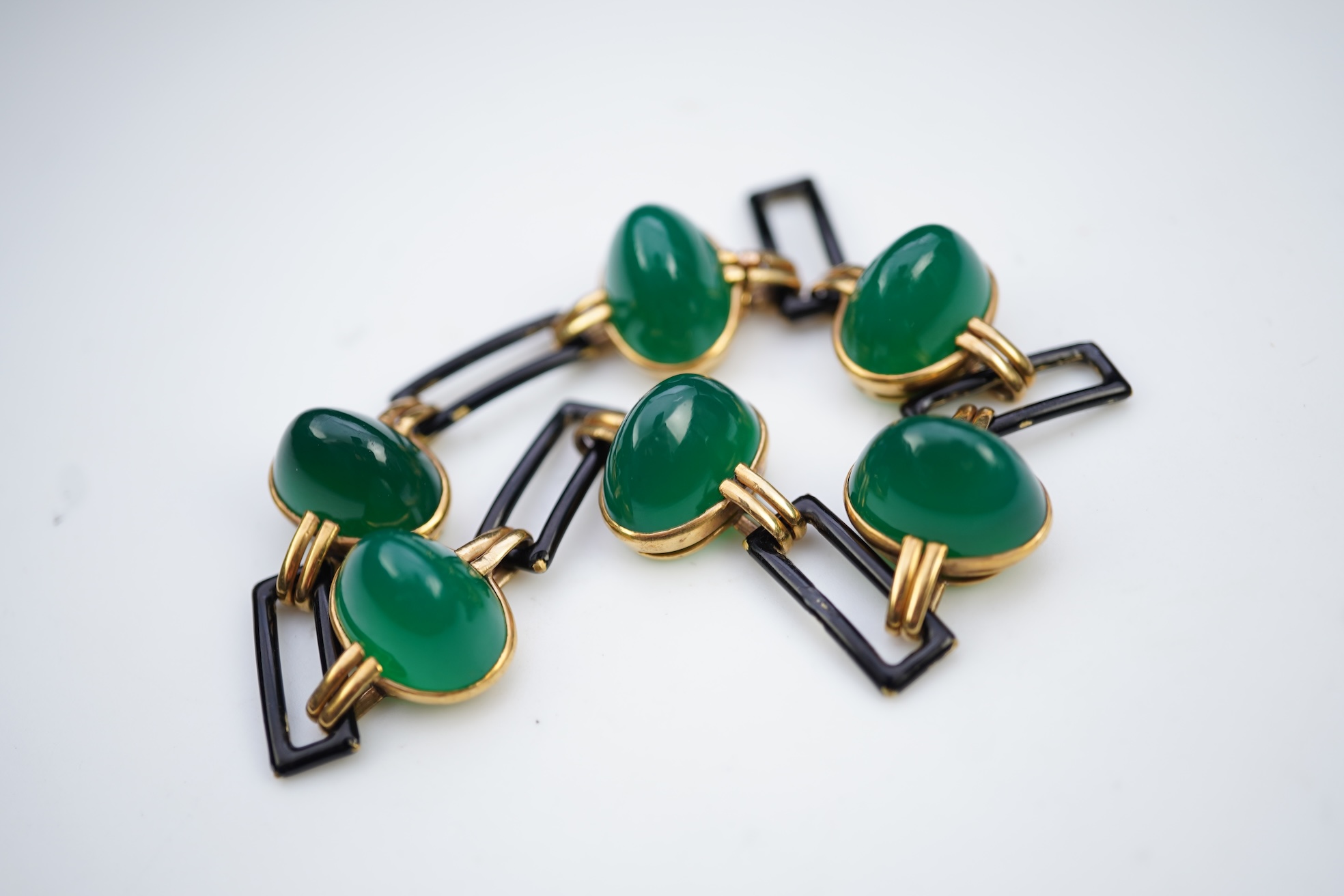 Georges Lenfant, a chalcedony and lacquer bracelet, mid 20th century